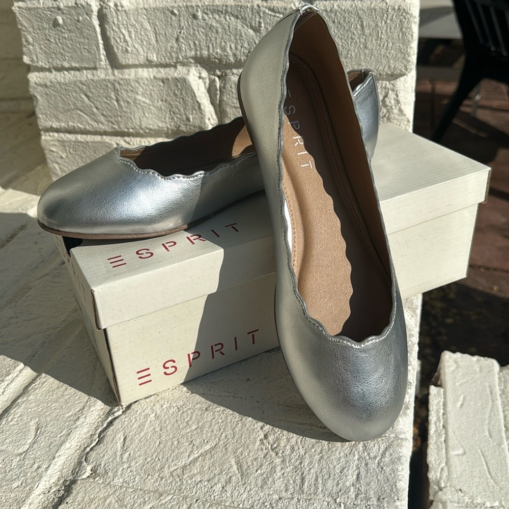 Esprit ballet flats